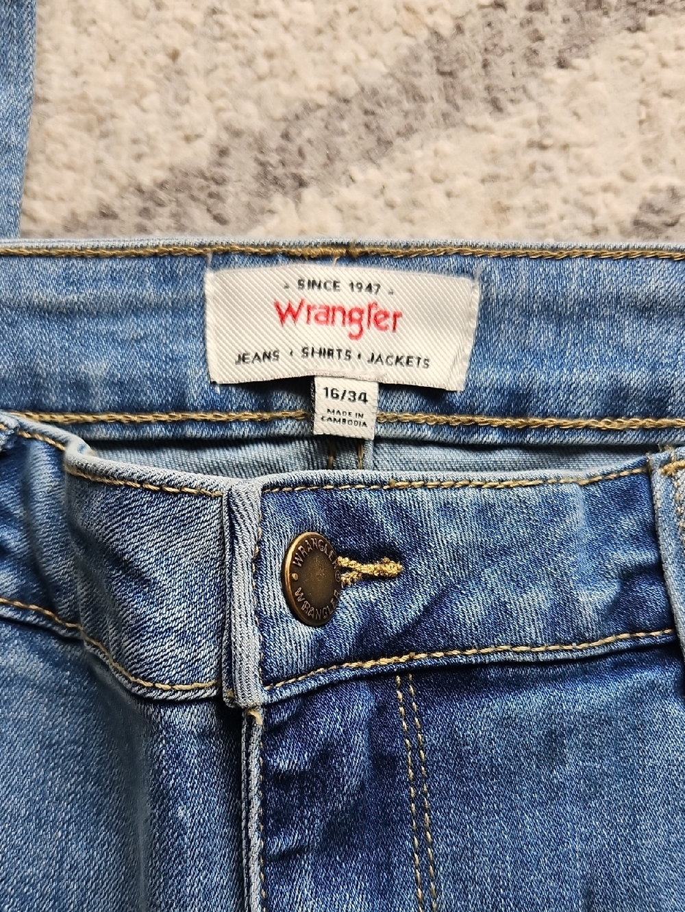 NEW! Wrangler Blue Wash High Rise Bootcut Jeans Multiple Sizes - Picture 12 of 16